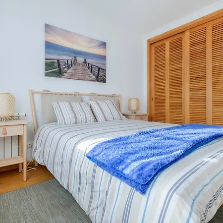 Apartamento T3 Praia D'el Rey Apartment *