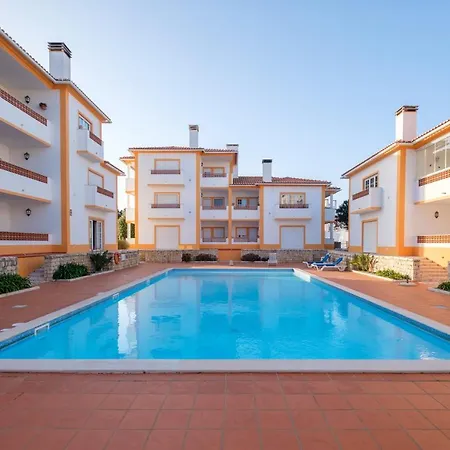 Apartamento T3 Praia D'el Rey Obidos